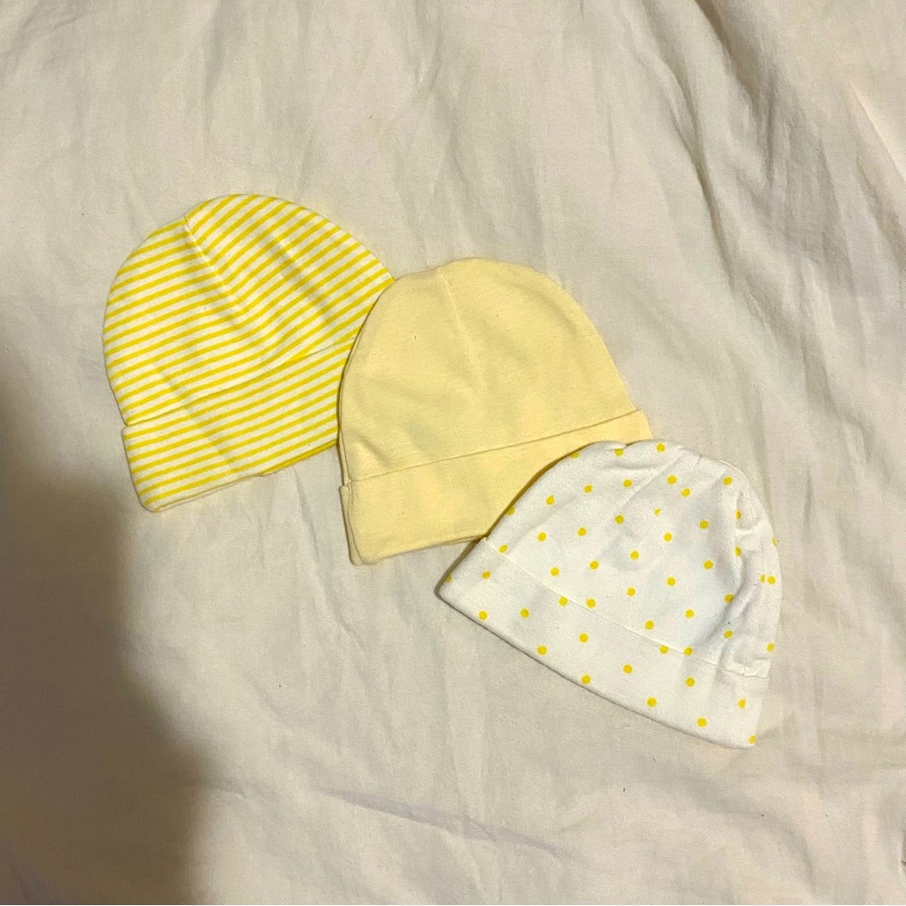 Gerber 0-6 months newborn hat set